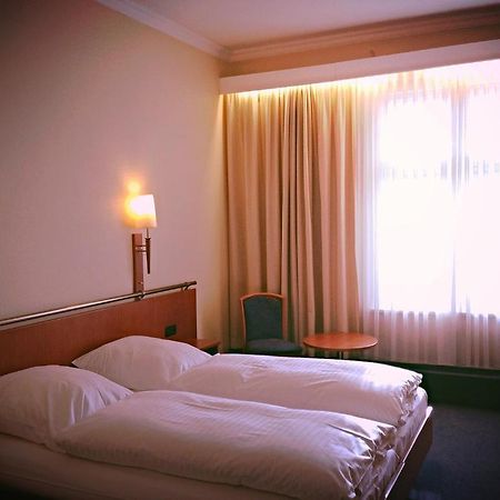 Kurfuerst Am Kurfuerstendamm Berlin Extérieur photo