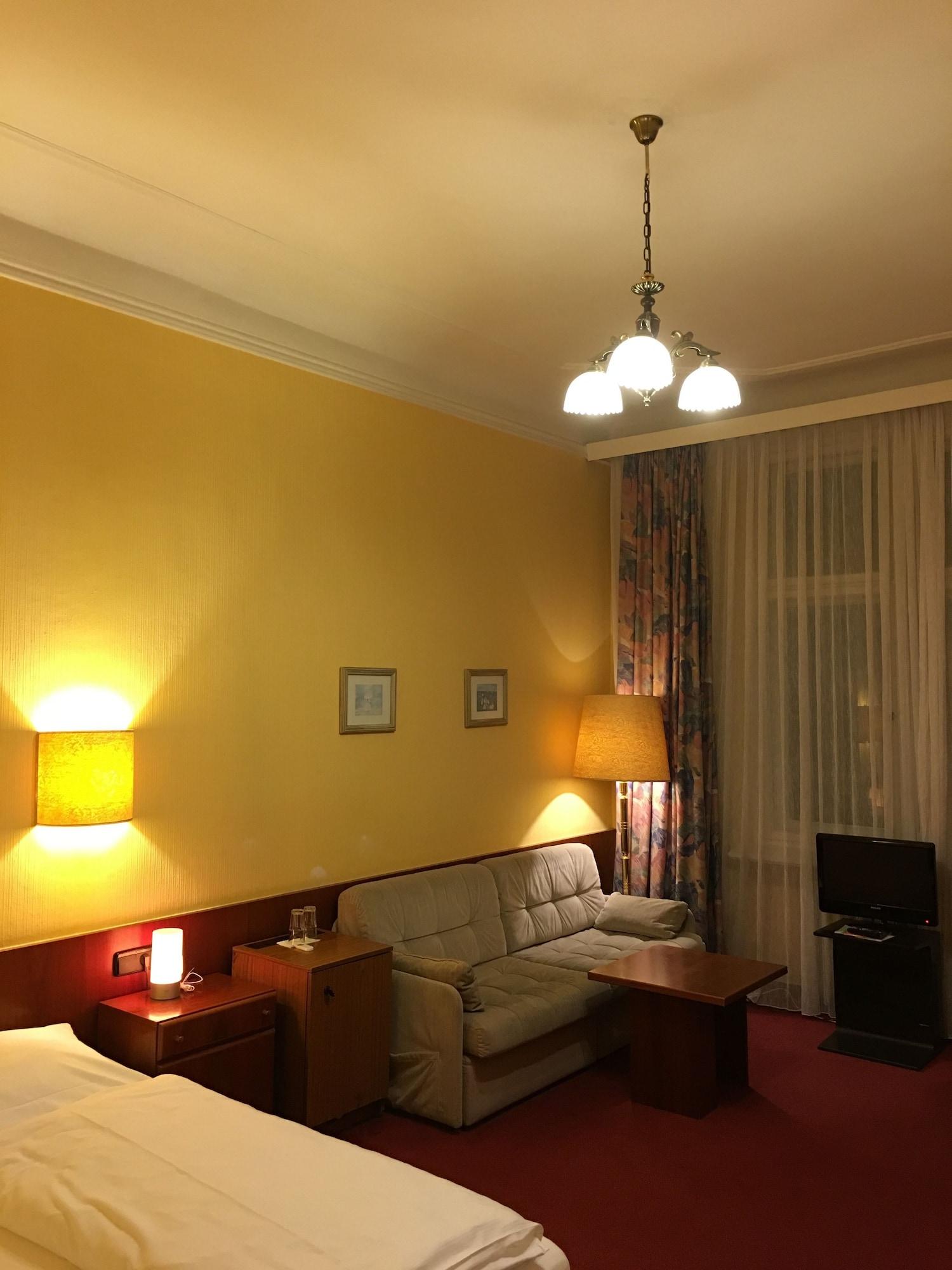 Kurfuerst Am Kurfuerstendamm Berlin Extérieur photo