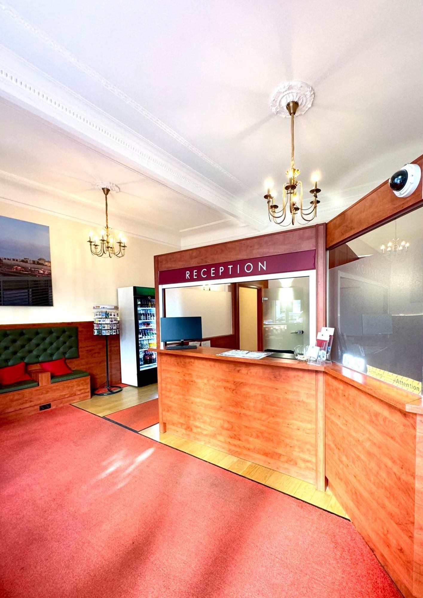 Kurfuerst Am Kurfuerstendamm Berlin Extérieur photo
