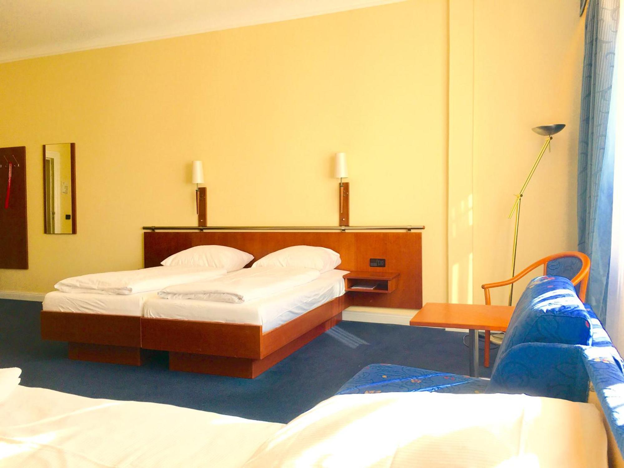 Kurfuerst Am Kurfuerstendamm Berlin Extérieur photo