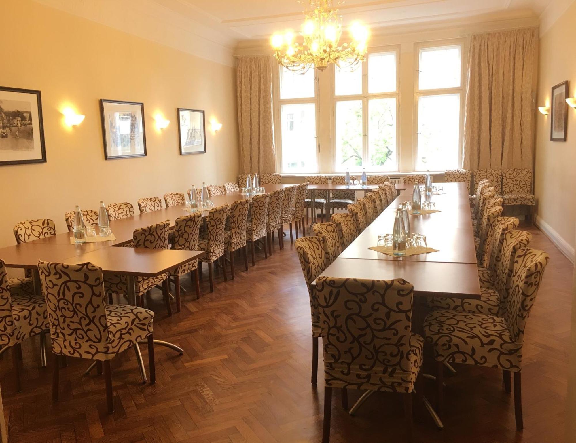 Kurfuerst Am Kurfuerstendamm Berlin Extérieur photo