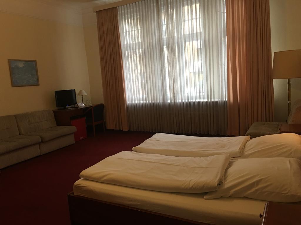 Kurfuerst Am Kurfuerstendamm Berlin Chambre photo