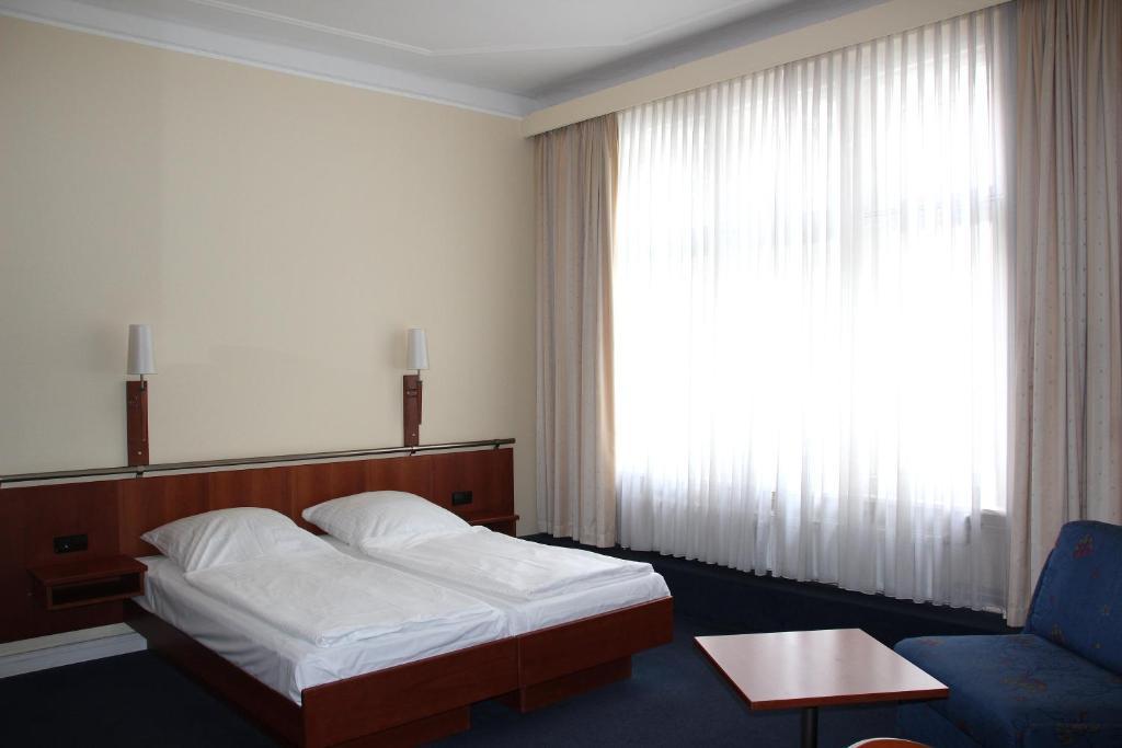 Kurfuerst Am Kurfuerstendamm Berlin Extérieur photo