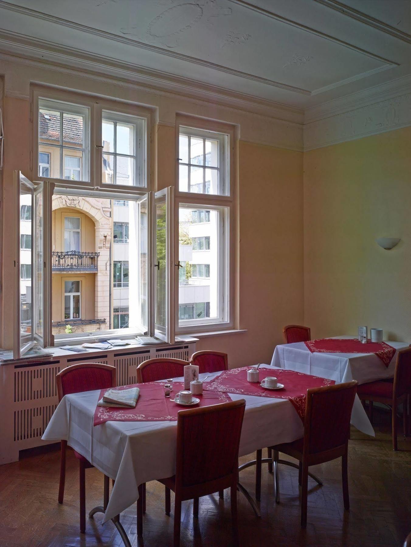 Kurfuerst Am Kurfuerstendamm Berlin Extérieur photo